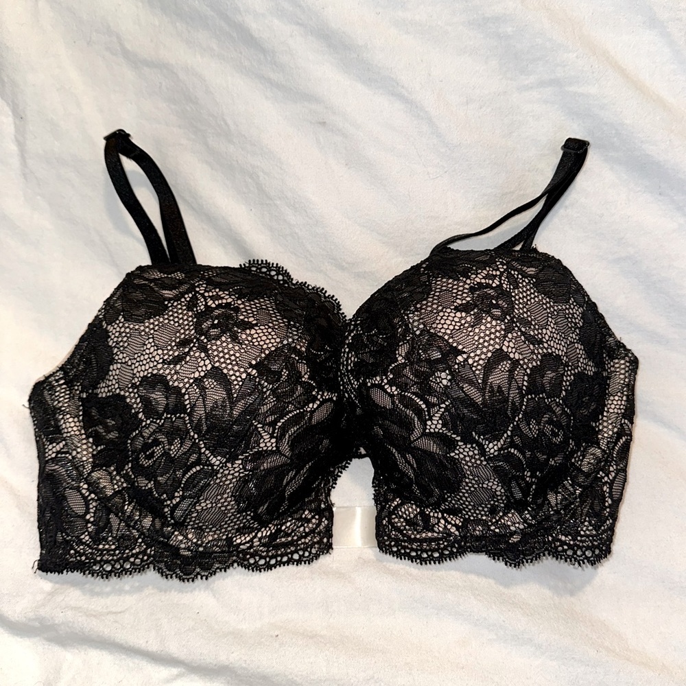 Victorias Secret Push Up Bra 32D